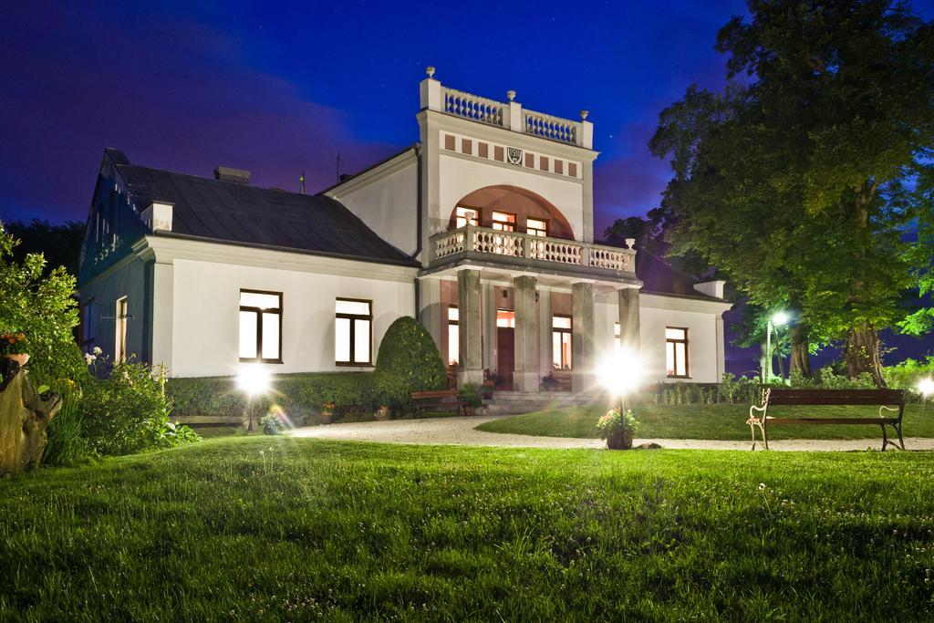 Agropark - Dworek Pod Lipa Sobków Esterno foto