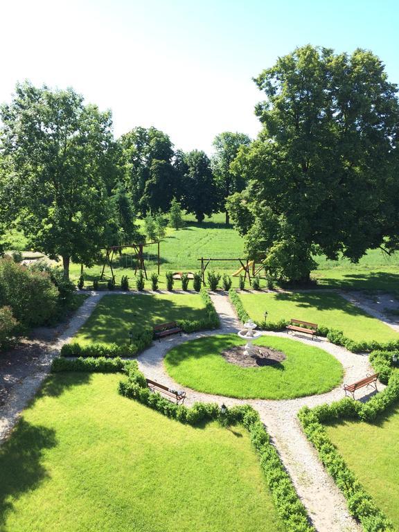 Agropark - Dworek Pod Lipa Sobków Esterno foto